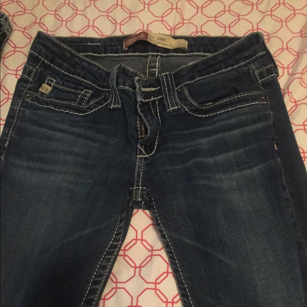 Jeans